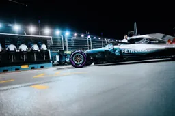 Lewis Hamilton niet tevreden met bandenkeuze Mercedes
