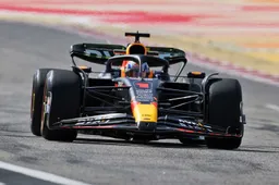 Bekijk hier de beelden van Verstappen zijn eerste meters in de RB19