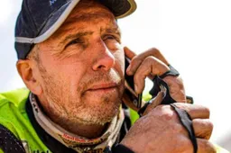 Dakar-motorrijder Straver in kritieke toestand naar Nederland overgebracht
