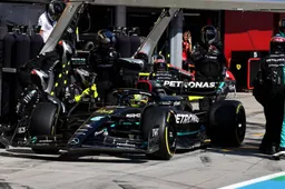Mercedes: ‘Hebben nooit geloofd dat we Verstappen konden verslaan’