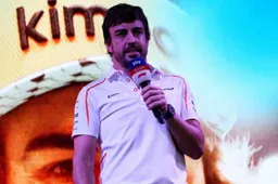 Max Verstappen: ''Zonde dat ik niet met Alonso heb kunnen vechten''