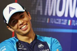 Albon: "Ora le aspettative sono alte, ma prima aspettiamo e vediamo".