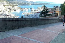 Max Verstappen traint zich suf in Monaco