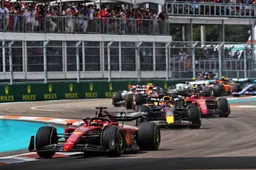 Leclerc legt het mentaal af tegen Verstappen: "Hij heeft dat niet"