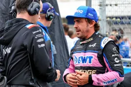 Aston Martin: "Alonso nos exigirá mucho, pero es de esperar"