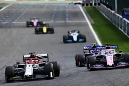 Kimi Raikkonen wijst naar Verstappen: ''Ik kon nergens anders heen''