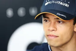 AlphaTauri: De Vries misses FP3 due to engine problem