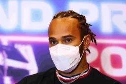 Hamilton opnieuw kritisch naar Mercedes: "Ik heb geen fouten gemaakt"