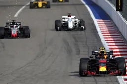 Verstappen reveals lap 1 near miss!