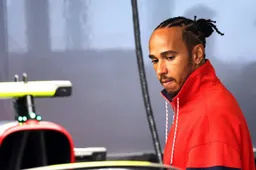 Hamilton dá de ombros após o incidente com Pérez: "Como Senna sempre disse...