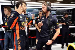 Ricciardo zet vraagtekens bij uitvalbeurten Verstappen