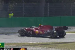 Harde klapper Sainz in vrije training; schade is groot