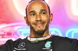 La Mercedes di Hamilton venduta per l'incredibile cifra di 18,8 milioni di dollari