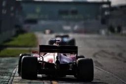 Pirelli doesn't understand lack of pace for Vettel