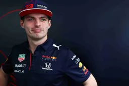 Verstappen lacht: "Mijn leven is compleet nu, ik kan met pensioen"