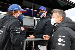 Praise from Ocon: "Undoubtedly one of the best drivers out there"
