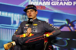 Verstappen merkt verschil: 'Ik ken de limiet van de auto daardoor niet'