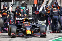 Verstappen has special driving style in dirty air: 'Manipulates his car'