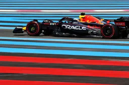 Ferrari een halve seconde te snel voor Verstappen in VT2 Frankrijk