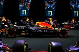 Update | 'Red Bull performs secret shakedown with 'very unique front wing''