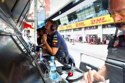 Damon Hill: "Red Bull maakt alleen een kans als de concurrentie fouten maken"