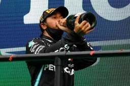 Stelling | Hamilton is een completere coureur dan Schumacher