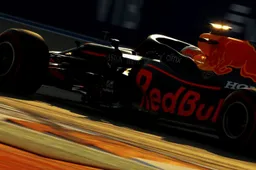 De chaotische start van Max Verstappen in Rusland!