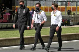 Mercedes: "Max drove a very controlled race"