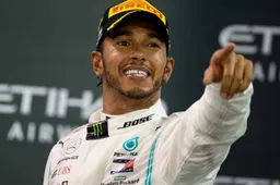 Hamilton ontkent gesprekken met Ferrari niet: "Dat is privé"
