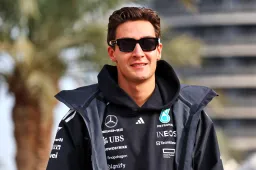 Russell accueille Sainz dans la situation de la FIA : "Plus unis que jamais".