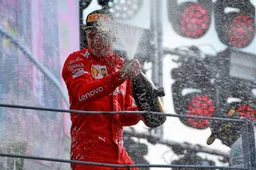 ''Het mooiste was dat Charles Leclerc die Vettel even een oor aannaait''