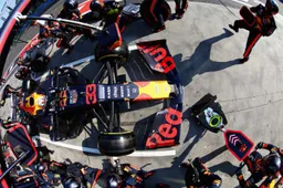 Red Bull domineert de pitstops, terwijl Ferrari en Mercedes niet kunnen aanhaken