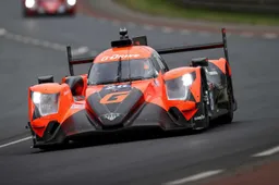 Toyota on front row for the 24 Hours of Le Mans, De Vries takes P4
