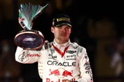 Lewis Hamilton's NFL team uses 'Max Verstappen' as an audible