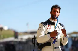 Ricciardo not convincing Marko in America: 'That's hard to do in an hour'