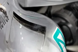 Mercedes: 'A maximum of one or two tenths of gap comes from the engine'