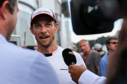 Jenson Button wil meer vrouwen werkzaam zien in de Formule 1