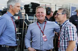 Herbert: ‘Hamilton hoopt op grootse gevechten met Verstappen’