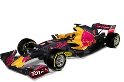 De neus van de RB13 van Verstappen passeert crashtest!