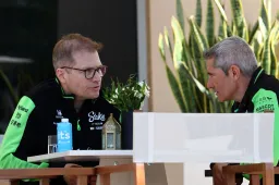 CEO da Sauber: "Estamos mantendo todas as opções em aberto"