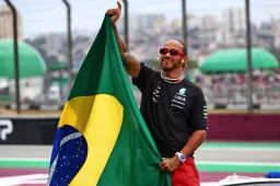 Vous trouverez également Lewis Hamilton dans ce jeu mondialement connu ces jours-ci !