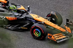 Perez notices problem on Norris' car in FP2