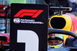 Kijken: 10000 man in Ziggo Dome gaan los bij inhaalactie Verstappen