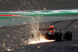 Samenvatting VT2 China: Hamilton pakt pole, Verstappen rap in long-runs