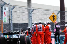 Ocon mist kwalificatie na crash in derde vrije training