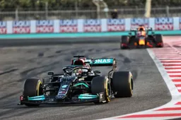 Hamilton reageert op nederlaag: "We hebben nooit opgegeven"