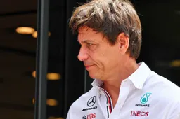 Marko dice che "una cosa del genere non può accadere solo alla Ferrari", Wolff è d'accordo