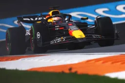 Verstappen achter Norris naar P2 in wisselvallige eerste training Zandvoort
