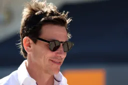Wolff sulla strategia per il vertice: "Non incolparsi l'un l'altro".