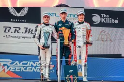 Red Bull-junior diep door het stof: 'Ik wil mij oprecht verontschuldigen'